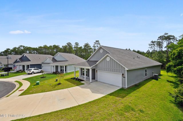 7733 Coral Lane, Ocean Springs, MS 39564