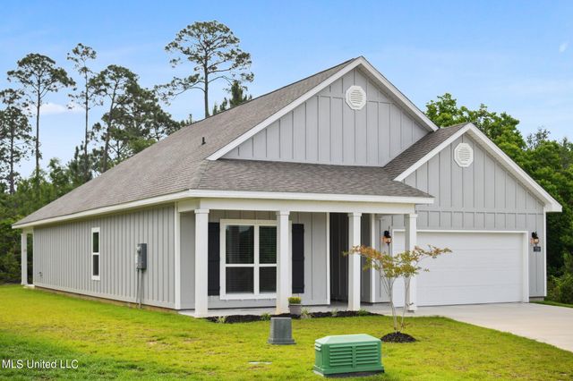 7733 Coral Lane, Ocean Springs, MS 39564