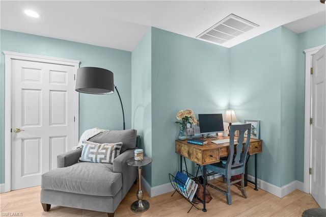 18250 Parkridge CT, Fort Myers, FL 33908