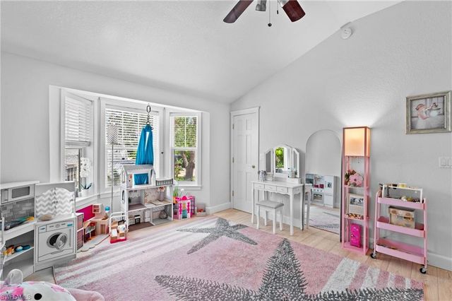 18250 Parkridge CT, Fort Myers, FL 33908