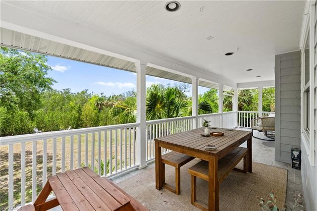 18250 Parkridge CT, Fort Myers, FL 33908