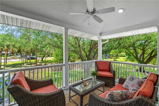 18250 Parkridge CT, Fort Myers, FL 33908