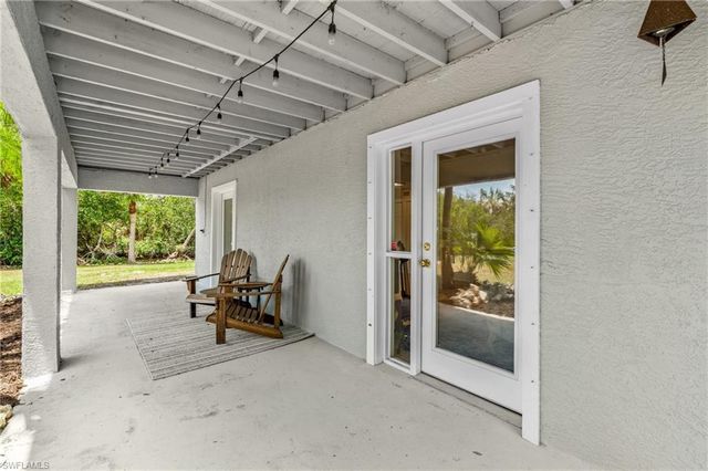 18250 Parkridge CT, Fort Myers, FL 33908