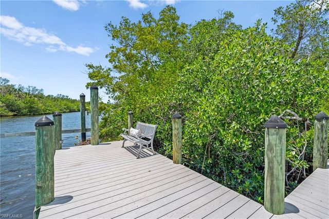 18250 Parkridge CT, Fort Myers, FL 33908