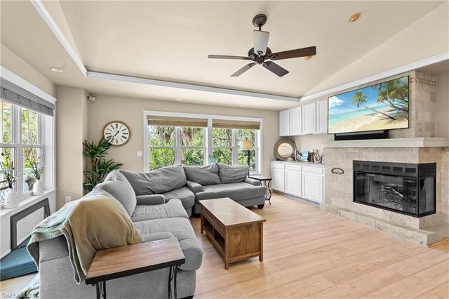 18250 Parkridge CT, Fort Myers, FL 33908