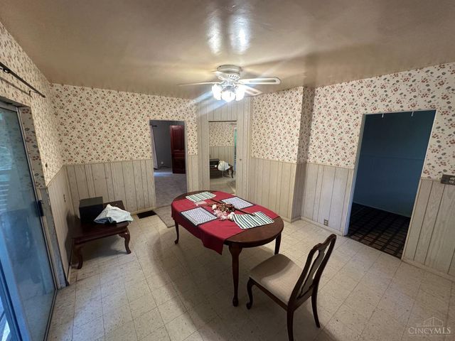 1216 Carson Avenue, Cincinnati, OH 45205