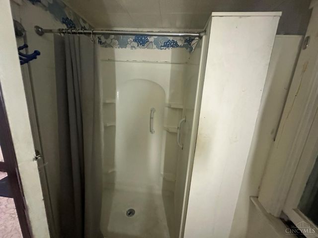 1216 Carson Avenue, Cincinnati, OH 45205