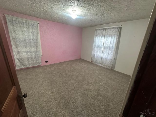 1216 Carson Avenue, Cincinnati, OH 45205