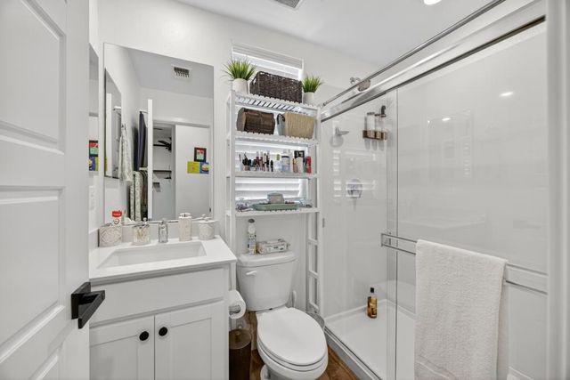 979 Ayers Ln, Galt, CA 95632