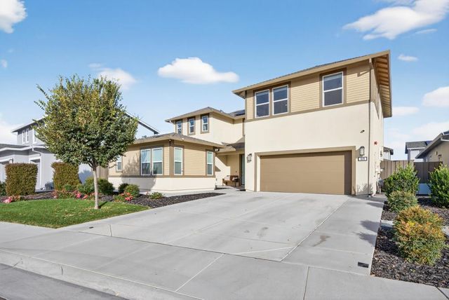 979 Ayers Ln, Galt, CA 95632