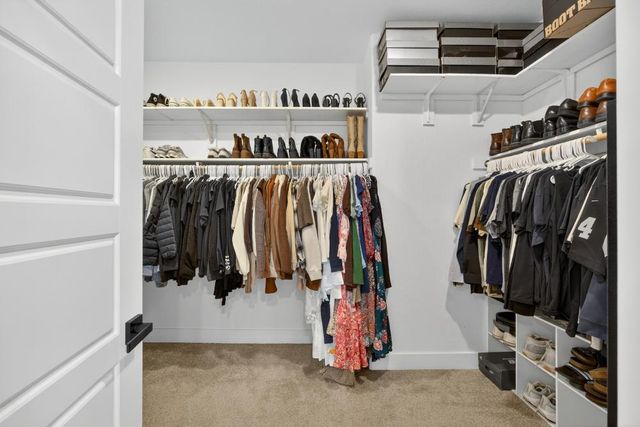 979 Ayers Ln, Galt, CA 95632