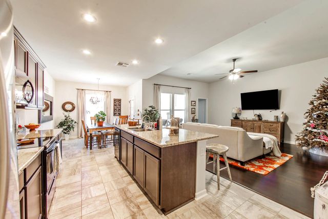 131 Cesare Drive, Thibodaux, LA 70301