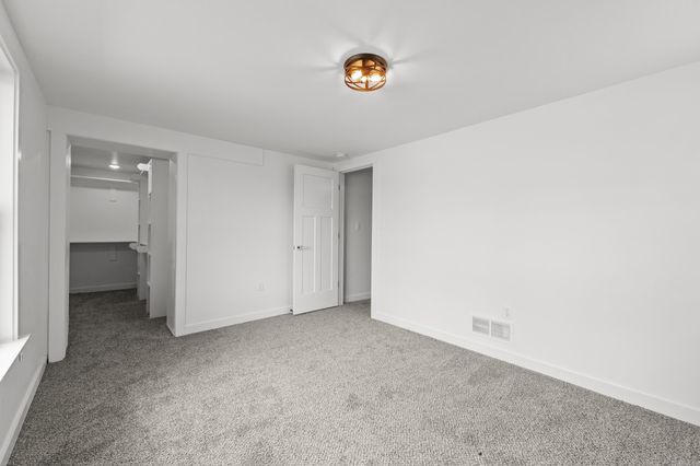 3237 College Avenue, Conway, AR 72034