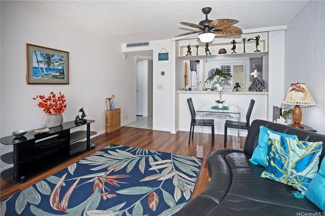500 Lunalilo Home Road 34A, Honolulu, HI 96825