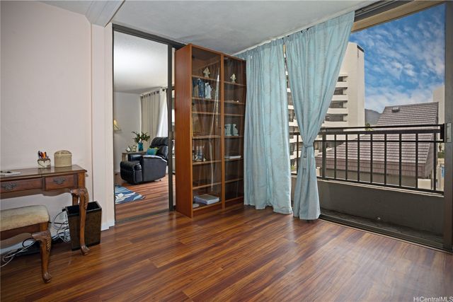 500 Lunalilo Home Road 34A, Honolulu, HI 96825