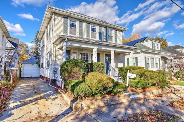 21 Chaucer Street, Providence, RI 02908