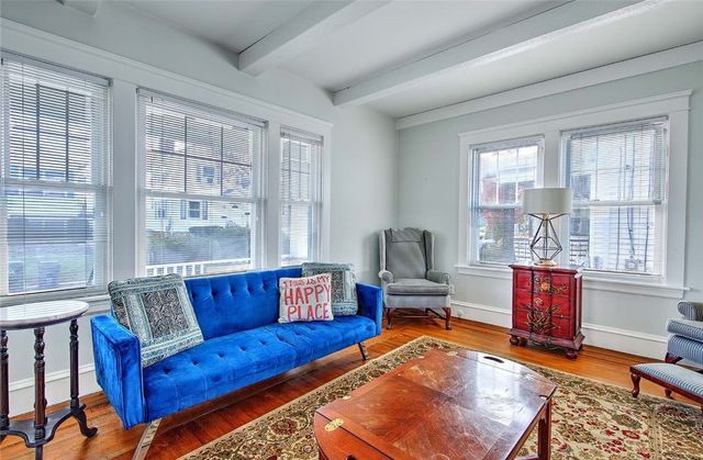 21 Chaucer Street, Providence, RI 02908