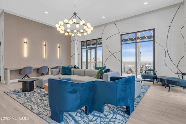 19 Carr Avenue 319, Keansburg, NJ 07734