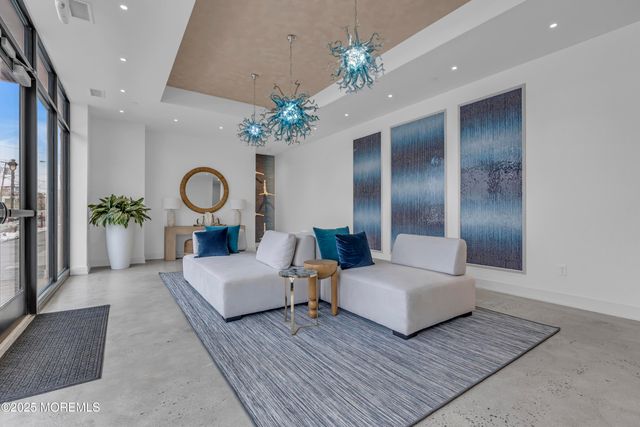 19 Carr Avenue 319, Keansburg, NJ 07734