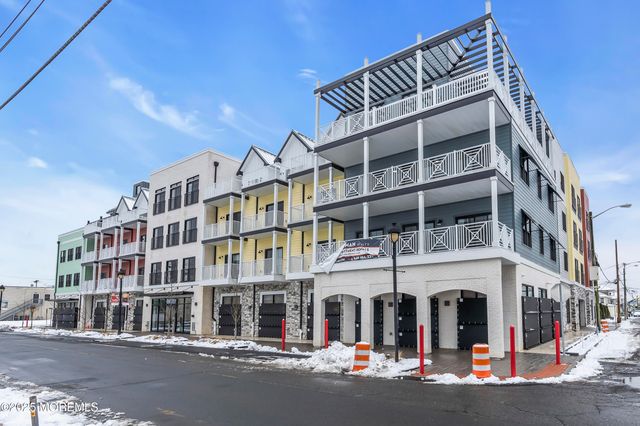 19 Carr Avenue 319, Keansburg, NJ 07734