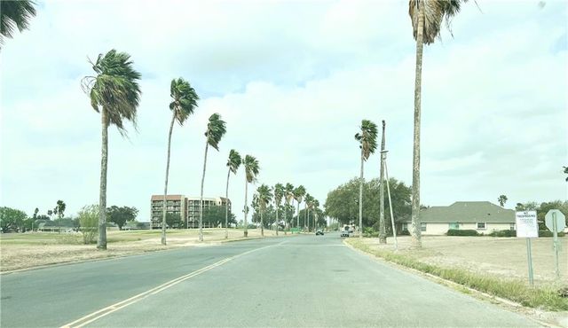 2801 E Montgomery Drive, Pharr, TX 78577