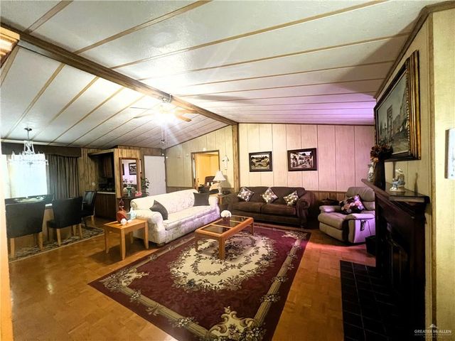 2801 E Montgomery Drive, Pharr, TX 78577