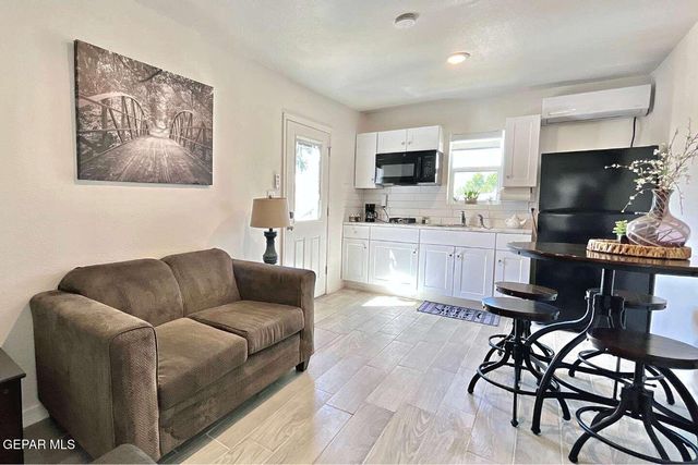 3900 La Luz Avenue, El Paso, TX 79938