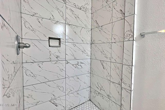 3900 La Luz Avenue, El Paso, TX 79938