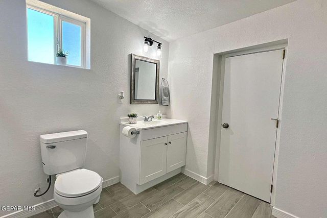 3900 La Luz Avenue, El Paso, TX 79938