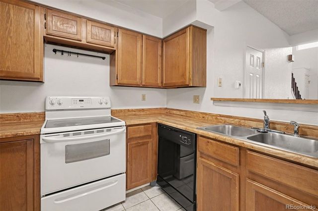 8106 Gray Court 468, Arvada, CO 80003