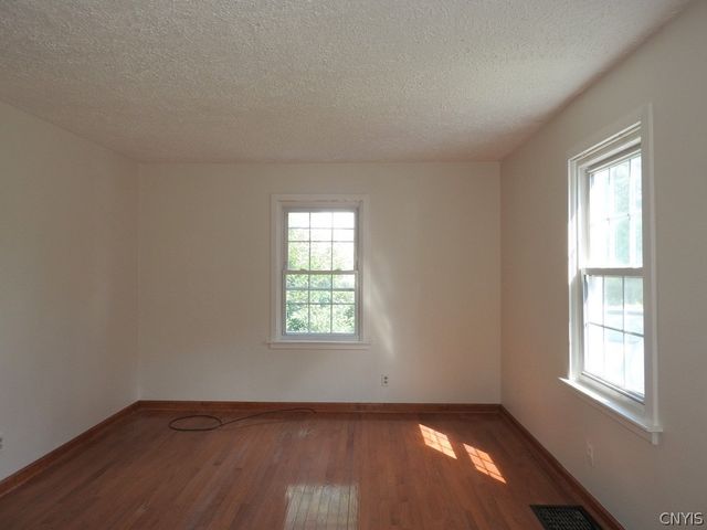228 Armstrong Place, Syracuse, NY 13207
