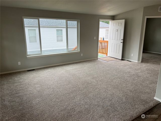 3371 SE Bielmeier Road #88, Port Orchard, WA 98367