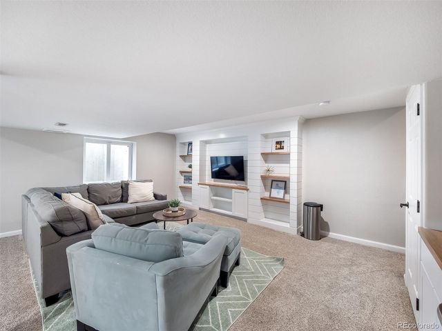 6681 Secrest Circle, Arvada, CO 80007