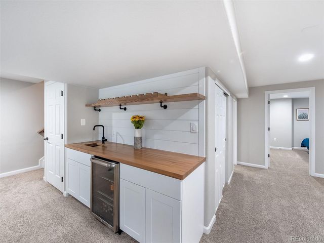 6681 Secrest Circle, Arvada, CO 80007