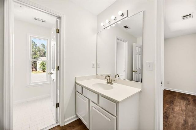 420 Wentworth Downs Court, Johns Creek, GA 30097