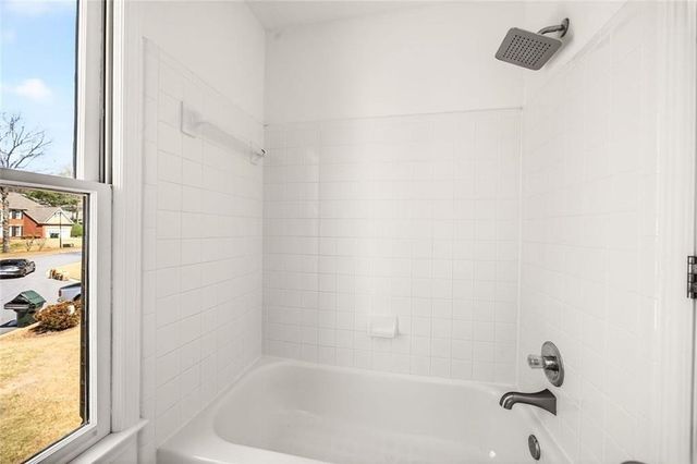 420 Wentworth Downs Court, Johns Creek, GA 30097