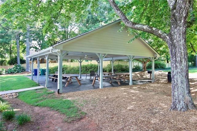 420 Wentworth Downs Court, Johns Creek, GA 30097