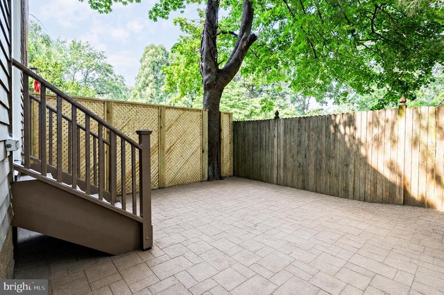 3 LEE AVE, Haddonfield, NJ 08033