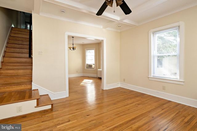 3 LEE AVE, Haddonfield, NJ 08033