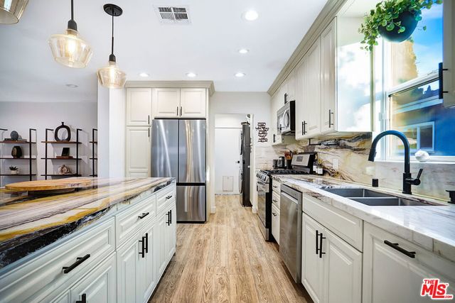 5630 Gentry Avenue, Valley Village, CA 91607