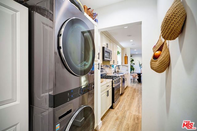 5630 Gentry Avenue, Valley Village, CA 91607