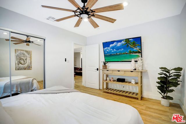 5630 Gentry Avenue, Valley Village, CA 91607