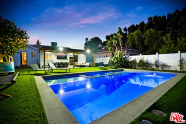 5630 Gentry Avenue, Valley Village, CA 91607