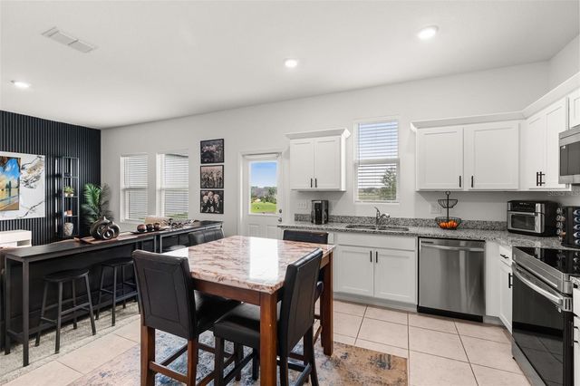 8720 SPORTSMAN LOOP, Groveland, FL 34736