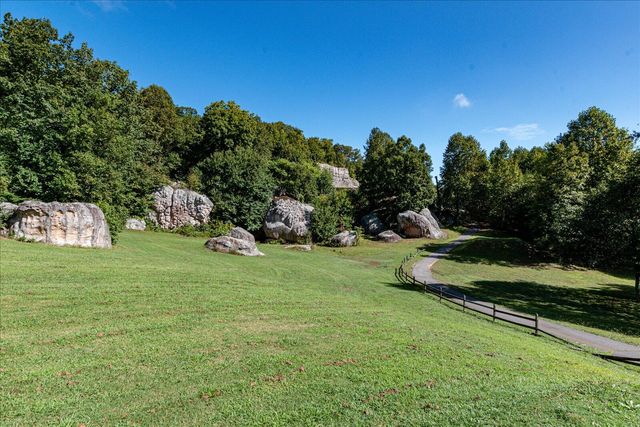 1103 Bunker Ridge Trail, Soddy Daisy, TN 37379