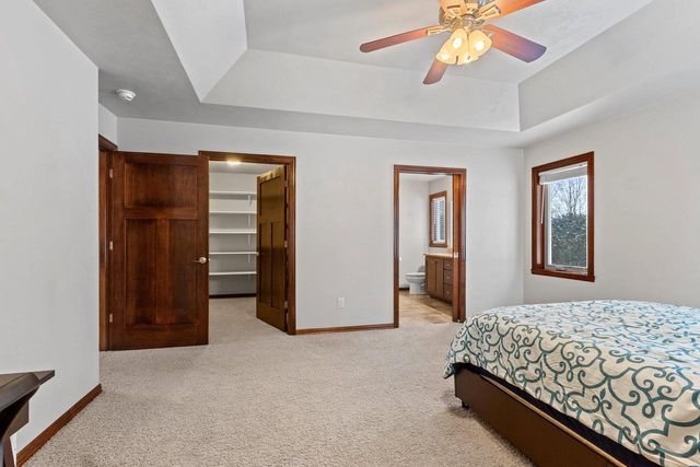 448 MEADOW WIND DRIVE, Green Bay, WI 54311