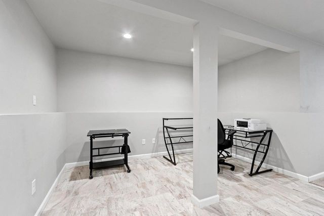 448 MEADOW WIND DRIVE, Green Bay, WI 54311