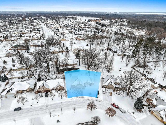 448 MEADOW WIND DRIVE, Green Bay, WI 54311