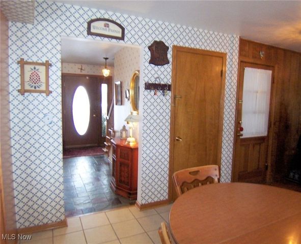 8068 Deerpath Drive, Boardman, OH 44512