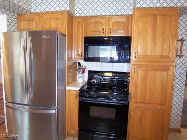 8068 Deerpath Drive, Boardman, OH 44512